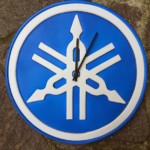 Orologio Yamaha intagliato a mano. Diametro 40.
